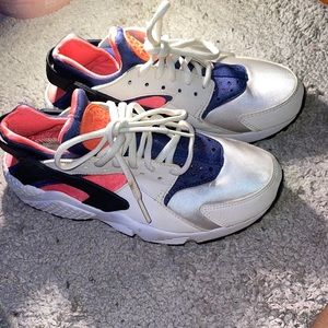 Nike Womens Air Huarache Run Hot Lava Pink White Blue Casual Sneakers size 7